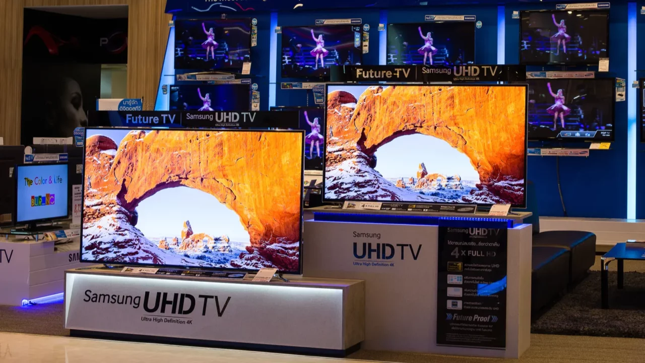 Samsung’s TV Becomes Your Home Assistant