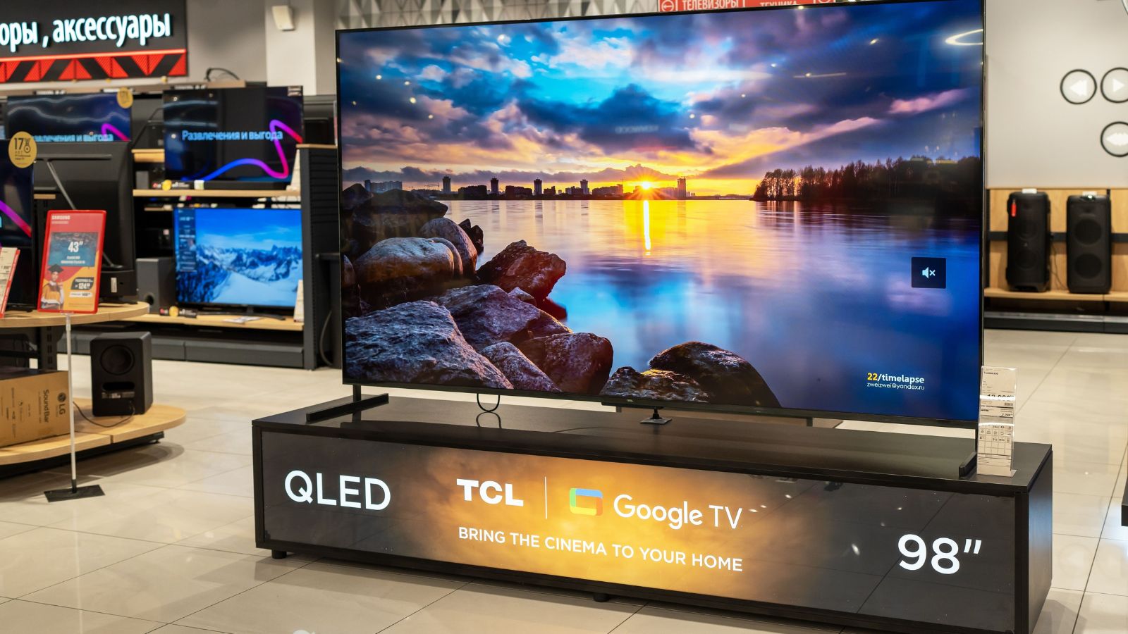TCL QM8K review reveals a mini LED TV that could steal OLED’s crown