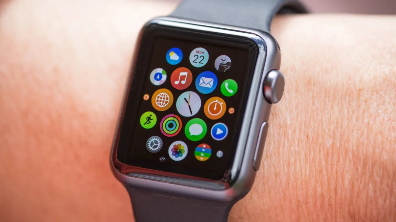 Why the Apple Watch SE 3 might be the smartest buy this fall