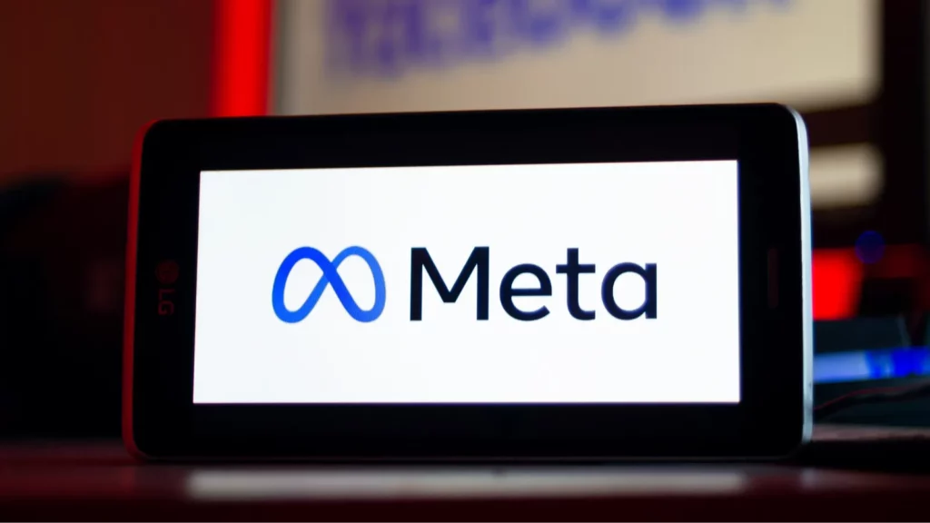 Meta ir facebook prekės ženklo keitimas į naują pavadinimą ir logotipą.