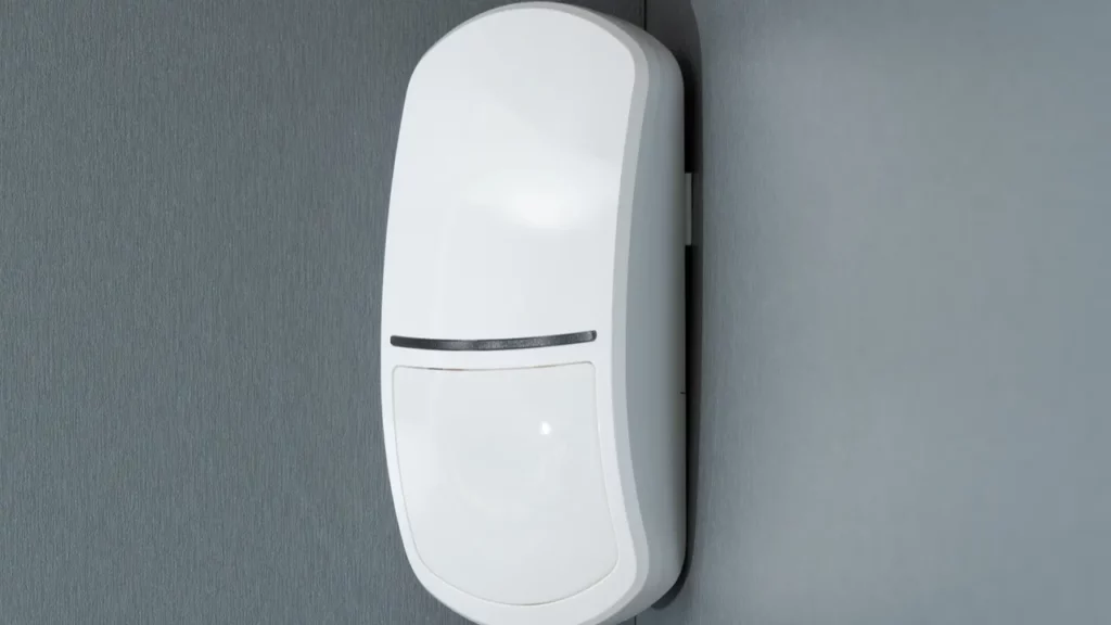 Prie sienos montuojamas judesio jutiklis.