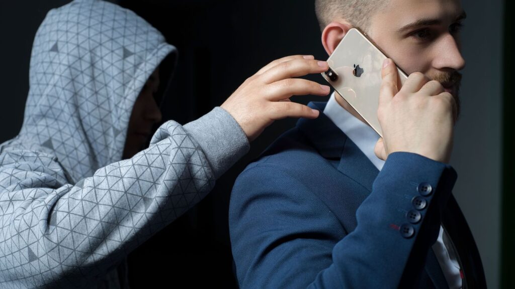 Vagis pagrobė iš vartotojo iPhone.