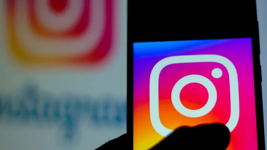 Instagram logotipas telefone.